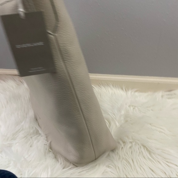 Everlane • The Boss Handbag - Picture 7 of 9